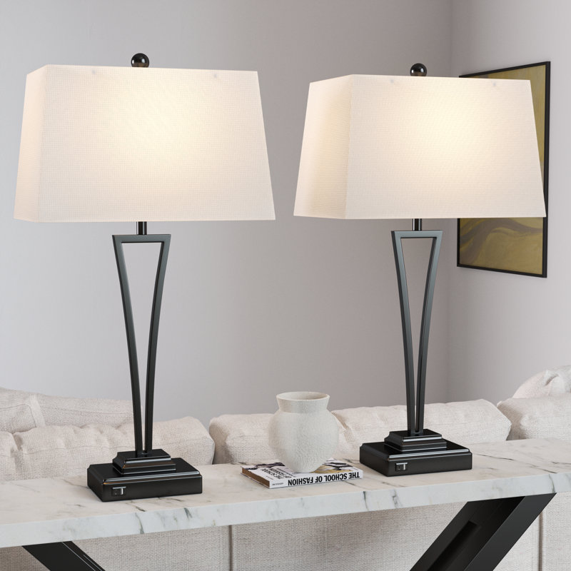 Lampe de table industrielle moderne en métal 30,5 "avec charge USB + Type-C Burholme pour chambre à coucher et salon, Noir
