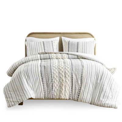 King/ King Comforter. 100% Cotton With Chenille Tuft. Global Inspired Design. Filling. 2 Shams. . Machine Washable Comforter King. Pattern.