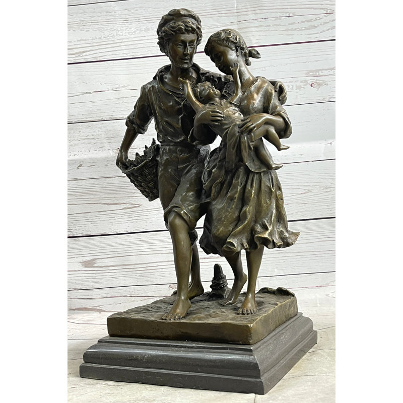 Figurines et sculptures Teasha