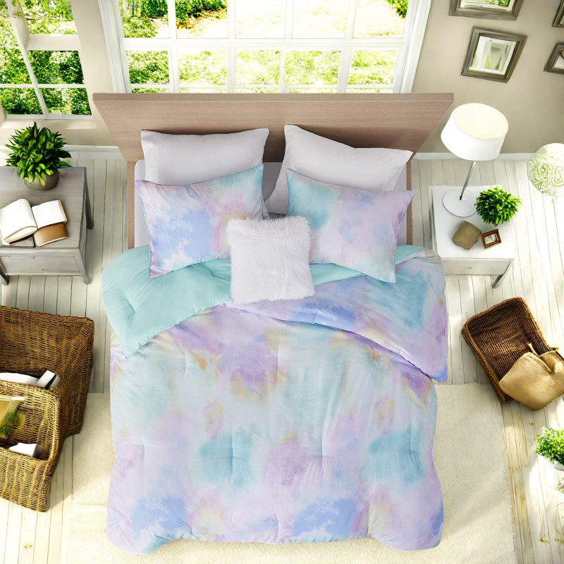 Dreamy Tie Dye Bedding Sets, Hypoallergenic Polyester, Vibrant Style For Home