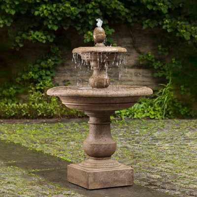 Fontaine en béton Caterina