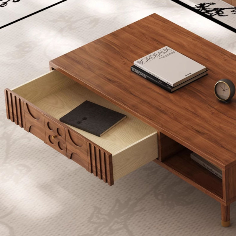 Table basse vintage en bois massif sculpté