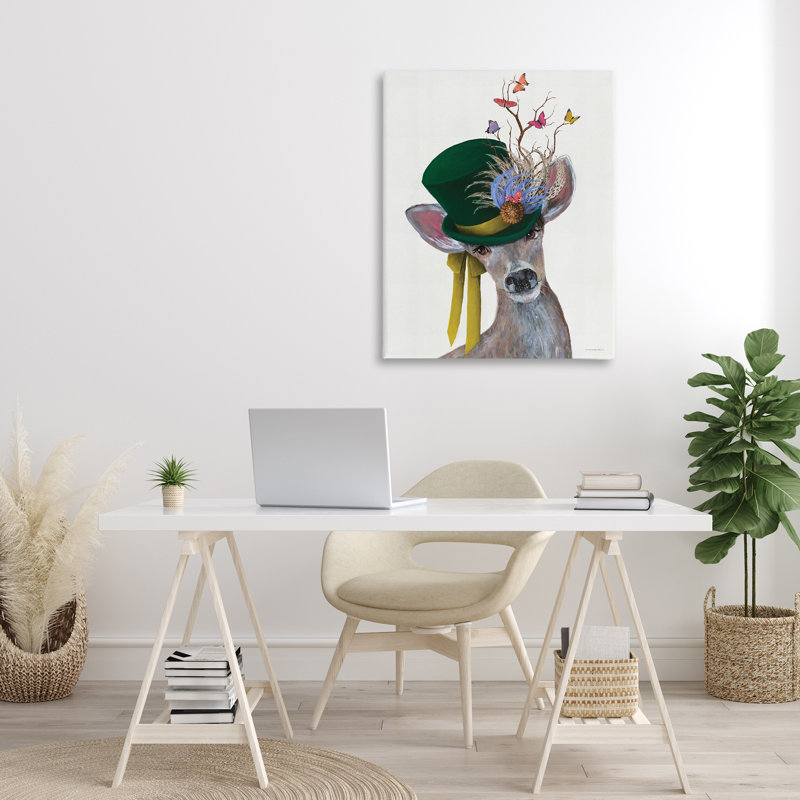 Art mural sur toile, "Deer with Butterfly Hat" par Kamdon Kreations, H 40 po x l 30 po x P 1,5 po