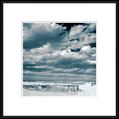 «Deep Blue Landscape» - Photographie encadrée sur papier