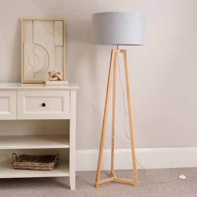 Rhavyn 148cm Traditional Floor Lamp