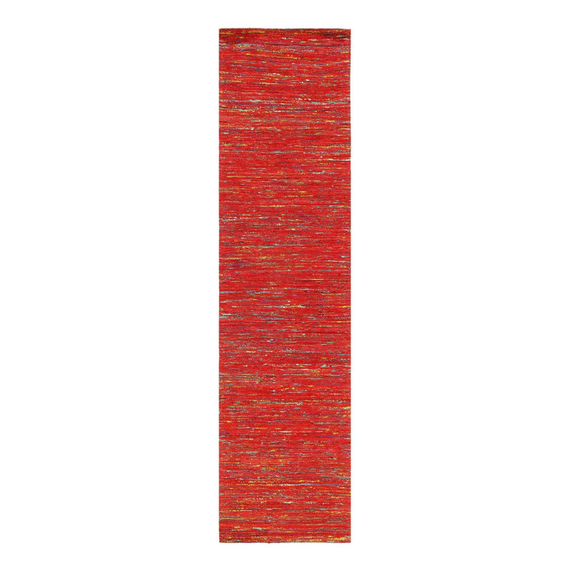 Xadyn Area Rug in Red