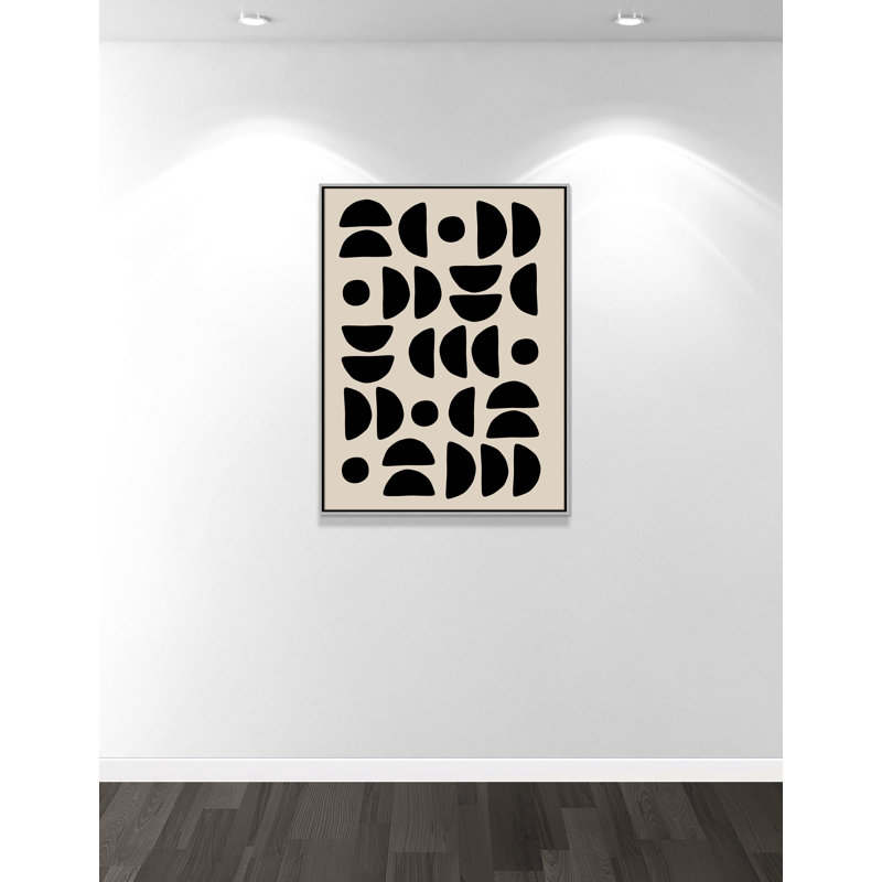 Motif géométrique semi-circulaire de Ristova, Framed Canvas, Flottant argent, 31.5'' W x 41.5'' H