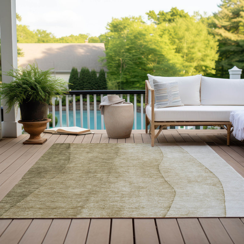 Kaylani Washable Ombre Indoor / Outdoor Rug, Rectangle 10' x 14'