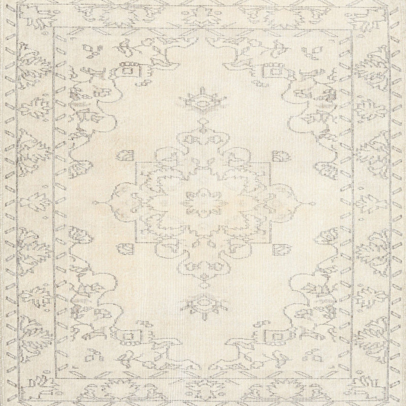 Oriental Indoor Rug, Round 7'