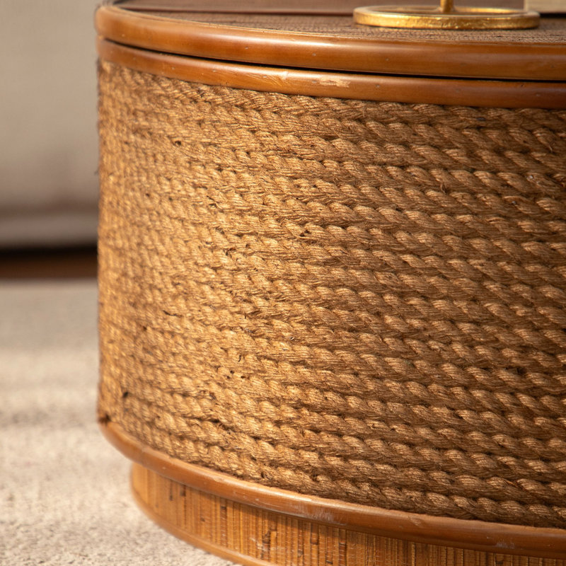 Table basse ronde en rotin avec rangement amovible, garniture en corde de chanvre tissée à la main, style boho-chic, parfaite pour les salons confortables et les espaces compacts