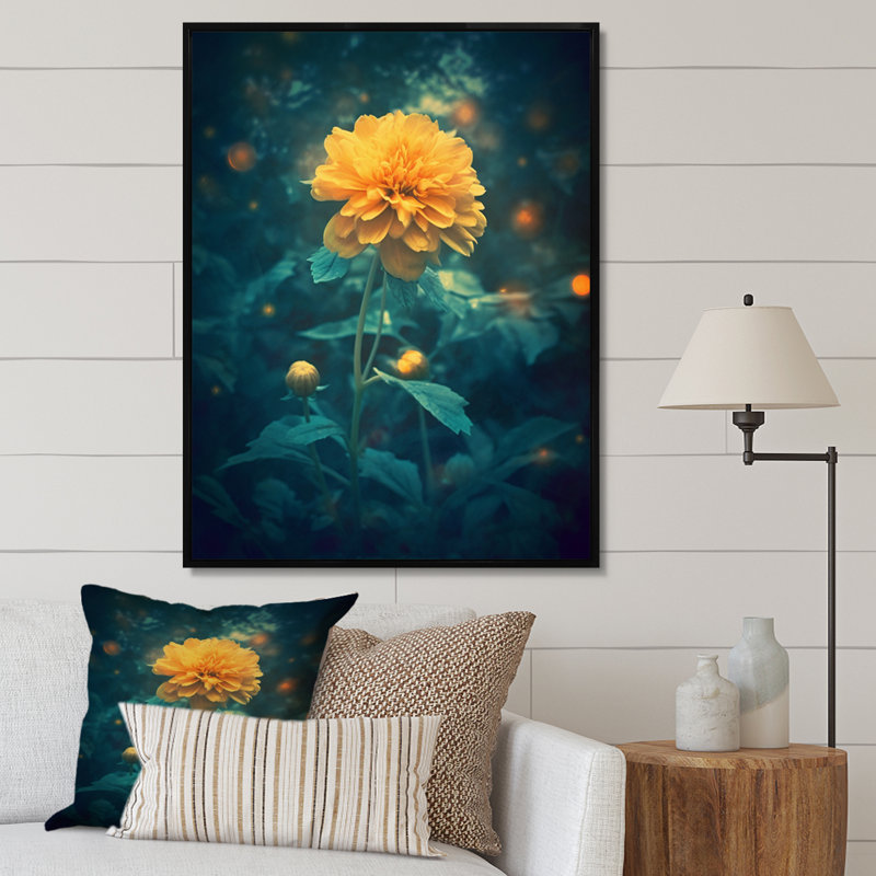 «Yellow Teal Marigold Splendor I» sur toile imprimée, Cadre flottant noir, H 40 po x l 30 po x P 1,5 po