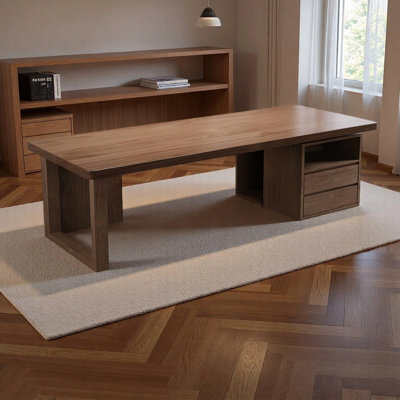 Bureau rétro et minimaliste