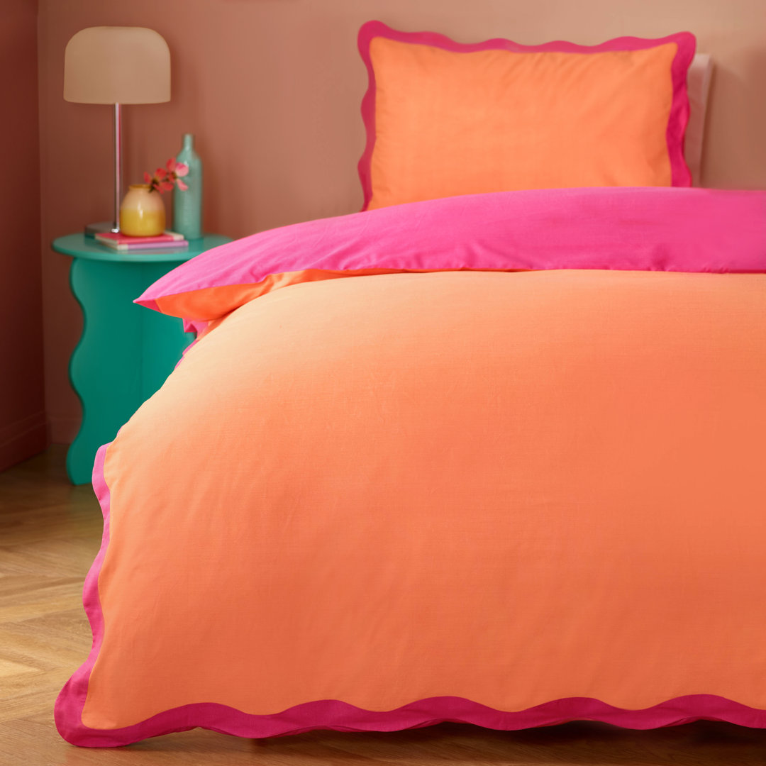 Wiggle Scallop Cotton Blend No Pattern Duvet Cover Set with Pillowcases Included