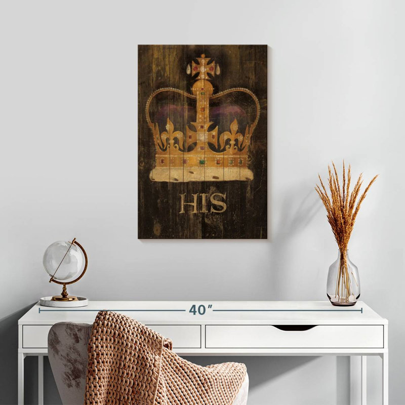 Couronne de Sa Majesté Kerner, H 24 po x l 16 po