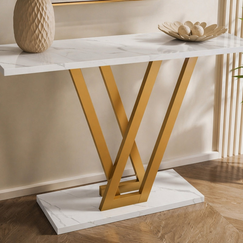 Console moderne 43 po avec plateau en faux marbre, table d'entrée étroite avec structure en métal à pieds en V, table de canapé mince pour le couloir, le salon ou le vestibule, blanc et or