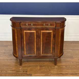 Armoire à porte Heppleblanc