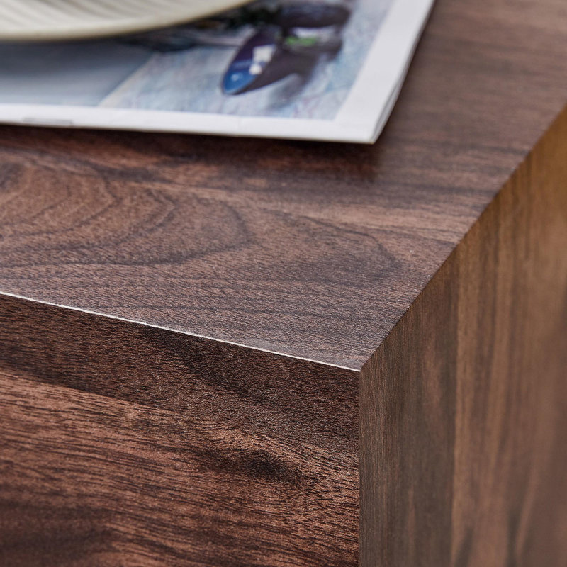 Sturdy and durable high quality coffee table, Brown