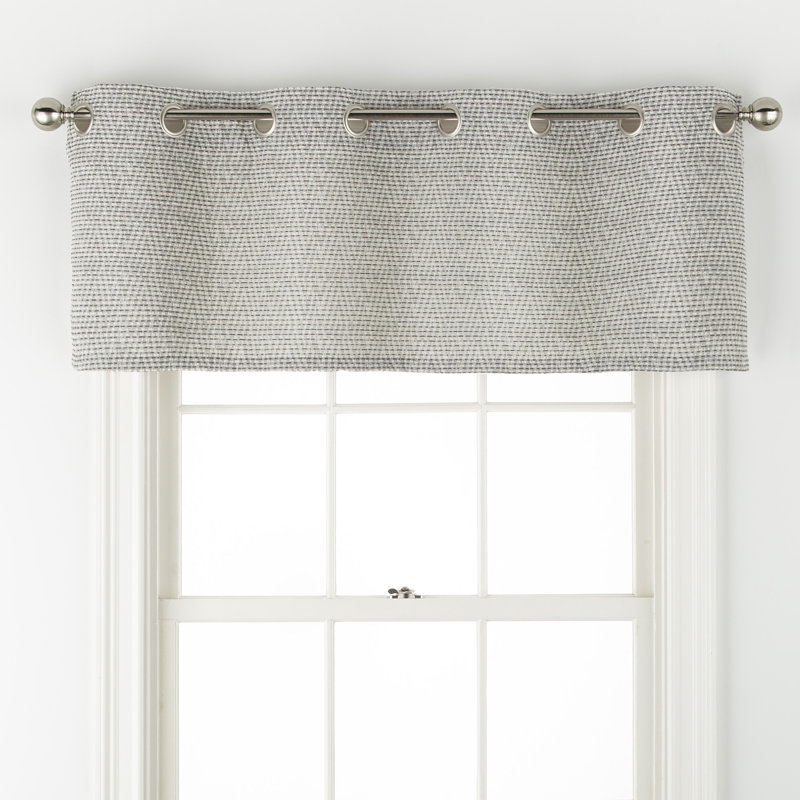 Amelio Tailored Window Valance, Aluminum