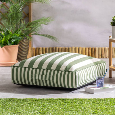 Patio Daybed