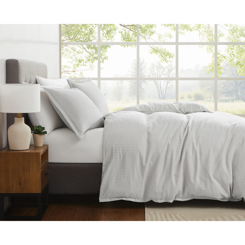 Royal Velvet Olivia Stripe Duvet Set, Queen Duvet Cover  + 2 Standard Shams, Gray