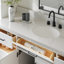 Meuble-lavabo simple en bois massif 66 po avec plateau en quartz blanc Thornaby-1160528167-1195506919