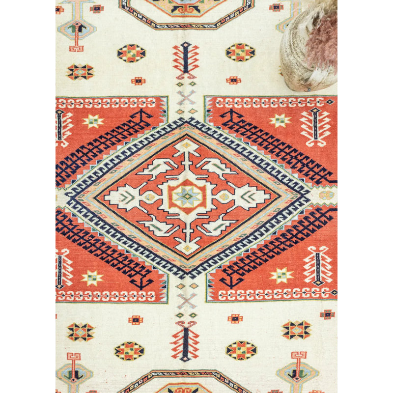 Tapis en laine tissé à la main à motif géométrique Orchis