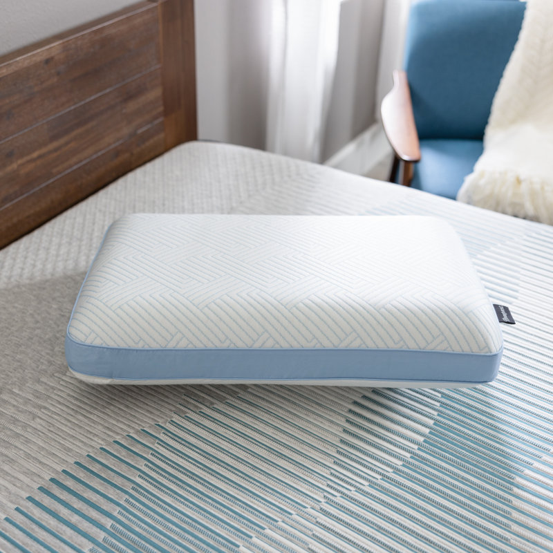 BEAUTYREST, THERMAGEL DELUXE MEMORY FOAM KING PILLOW, 32"x 16"x 5.5"