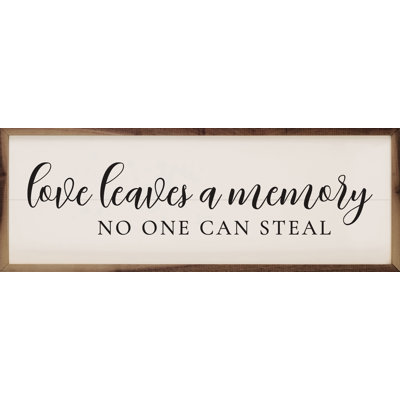 Love Leaves A Memory - blanc
