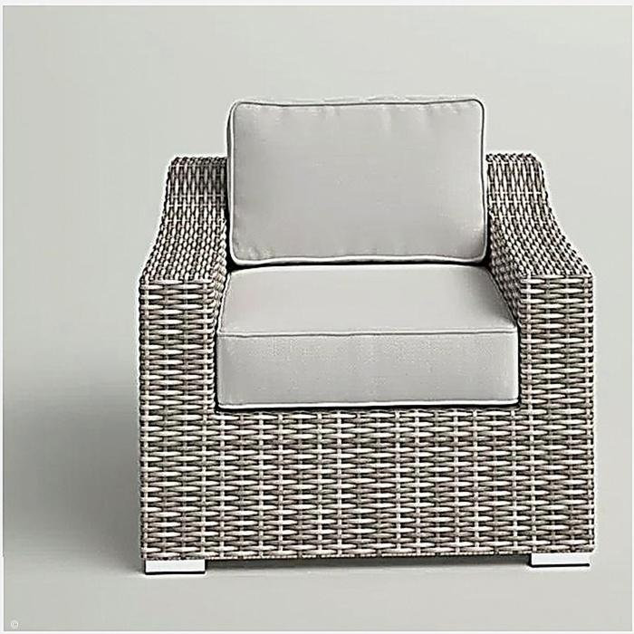 Chaise de patio avec coussins entièrement assemblée