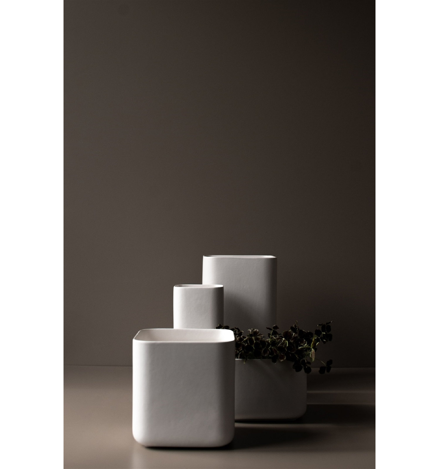 Ceramic Table Vase, White