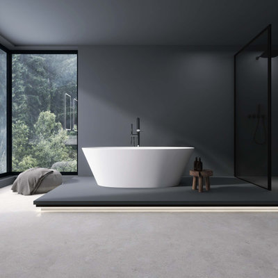 Baignoire de trempage autoportante 66,9 po