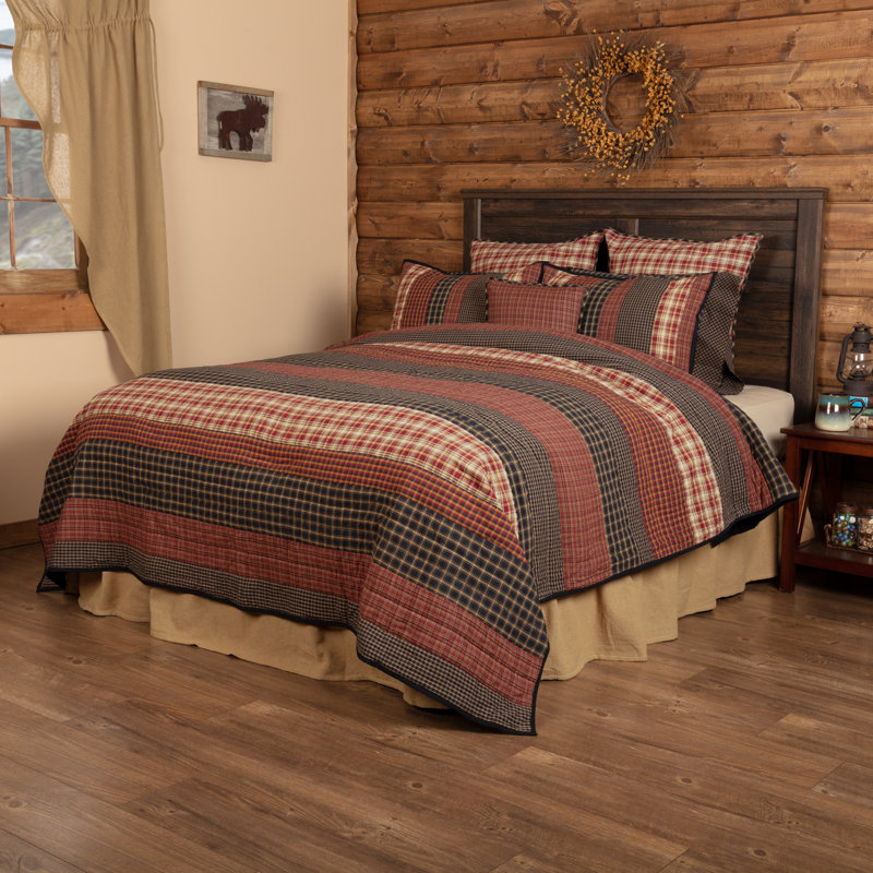Loraine Traditional Cotton Plaid Quilt