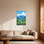 Paysages pittoresques et urbains avec montagnes vertes et vertes-841115256