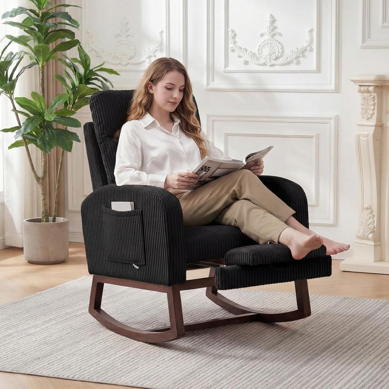 Chaise berçante rembourrée avec repose-pieds et poche latérale