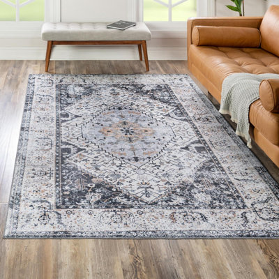 Tapis oriental gris Oluremi