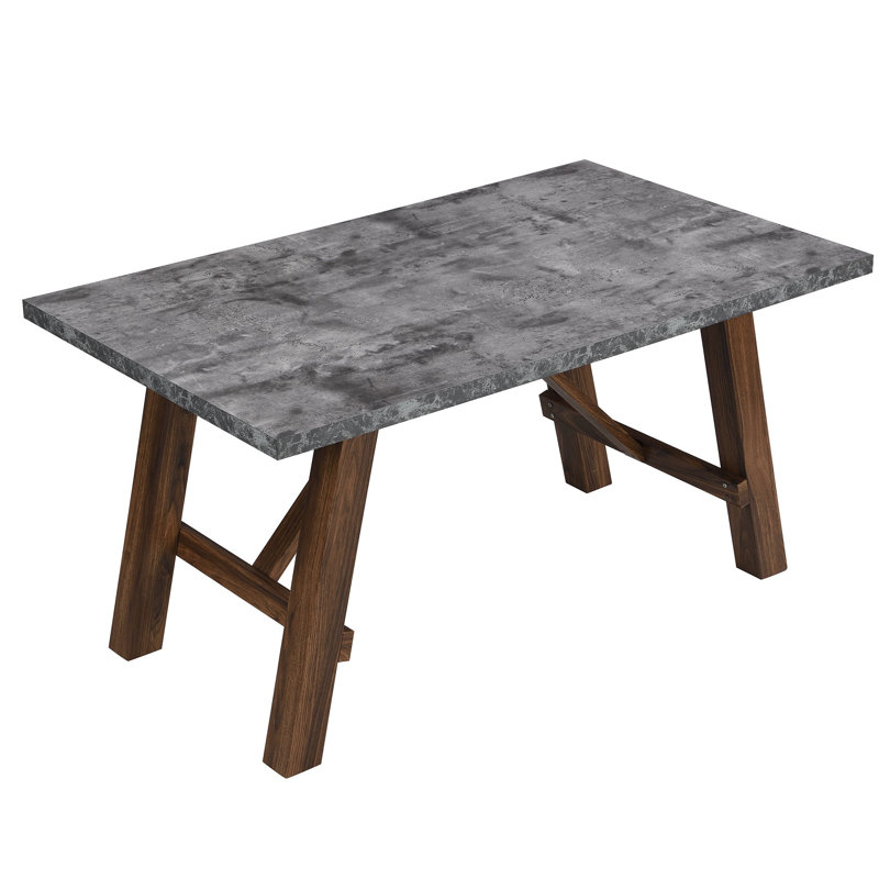 Mattheus Dining Table
