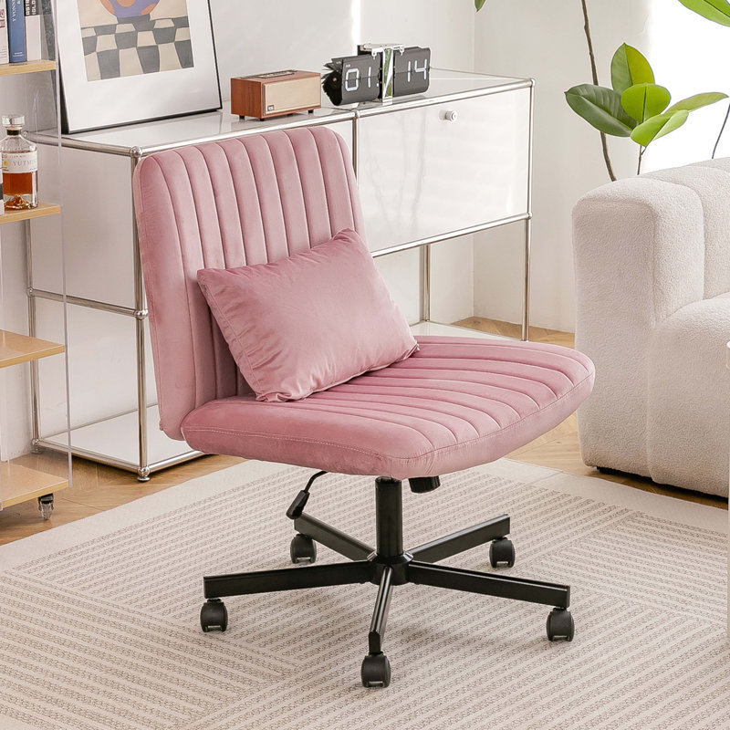 Fauteuil de bureau croisé en velours rose clair avec roulettes - Polyvalent pour le bureau personnel, la méditation et le maquillage