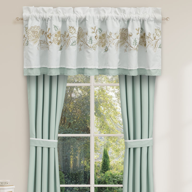 SPRING SOCIAL WINDOW STRAIGHT VALANCE