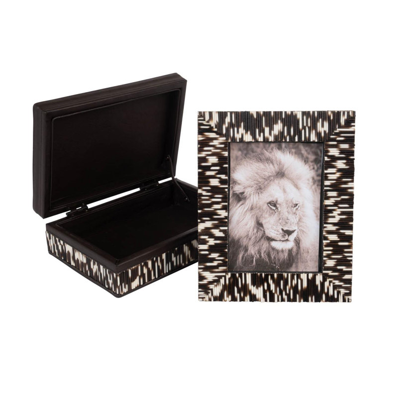Quill 5" x 7" Picture Frame