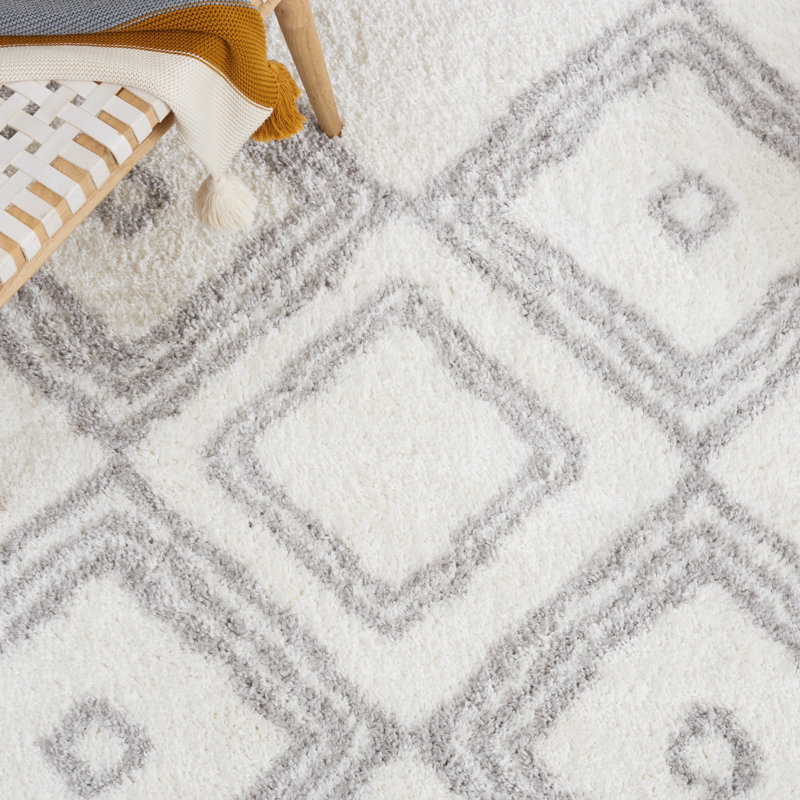 Ailie Performance Southwestern Rug, Round 7'