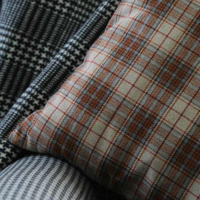 Housse et insert de coussin intérieur / extérieur carré 100% satin Doddy