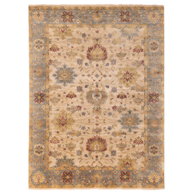 Jules Serapi Beige, Ivory Rug 8'11" x 11'10"