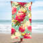 Serviette de bain en Europe-608757359