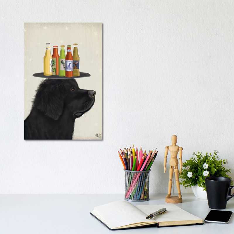 Terre-Neuve amateur de bière par Fab Funky - impression sur toile tendue, H 12 po x l 8 po x P 0,75 po