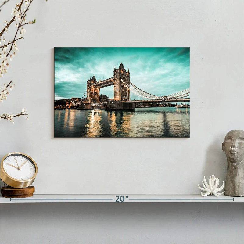 Nicci London Bridge Nightfall, H 8 po x l 12 po