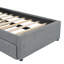 Confortable lit plateforme tapissier en molleton avec lit gigogne, offrant un espace de détente et un éclairage intelligent pour une expérience de chambre à coucher confortable.