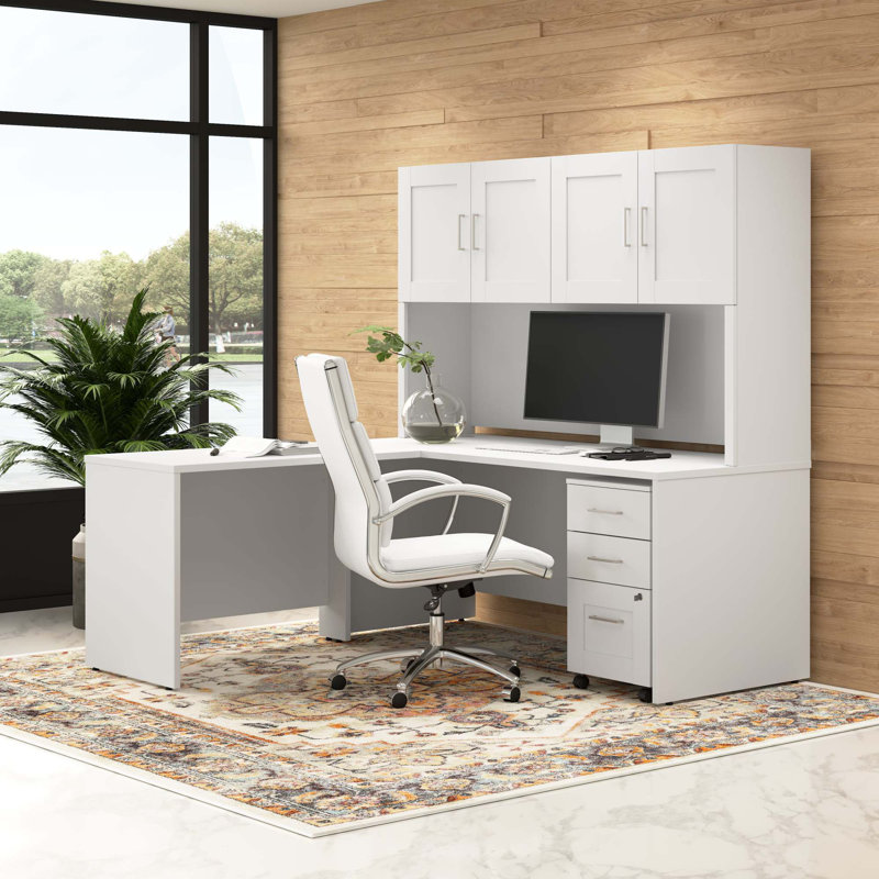 Bureau Hampton Heights de l 72 po x P 30 po avec retour 42 h, huche et classeur mobile à 3 tiroirs