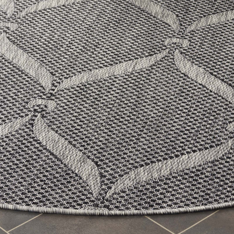 Nylie Performance Geometric Indoor/Outdoor Area Rug, Round 6'7"