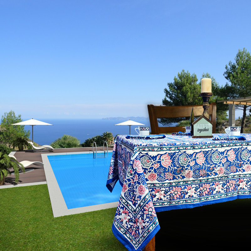 Arora Dining Linens, 90" x 60"