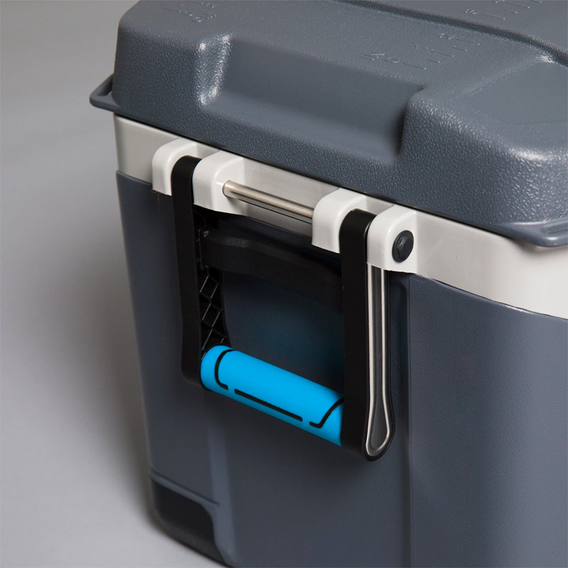 Igloo 52 Quarts Handheld Cooler